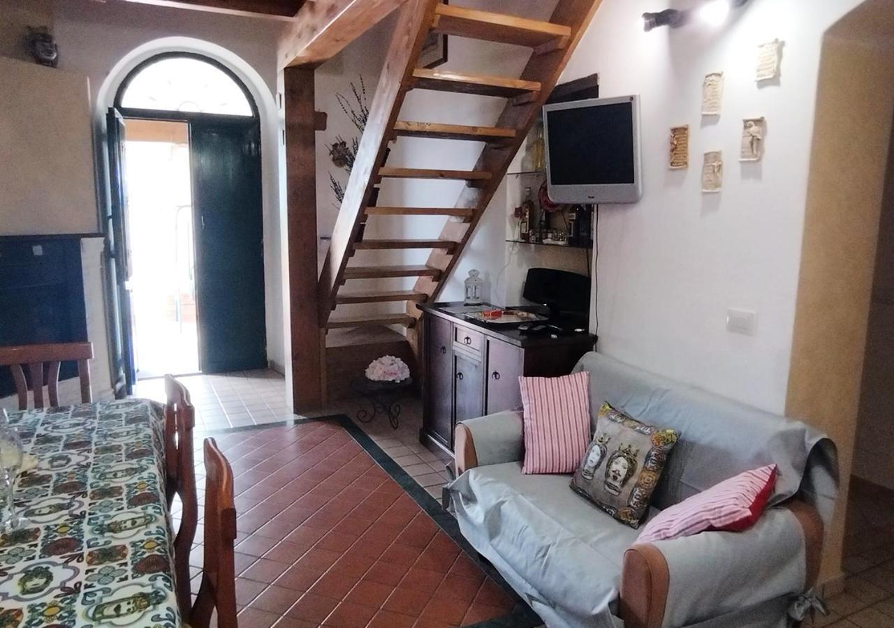Peri Peri Guest House Mascali Exterior foto